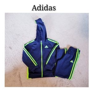 Gently worn! Boy's sweatsuit